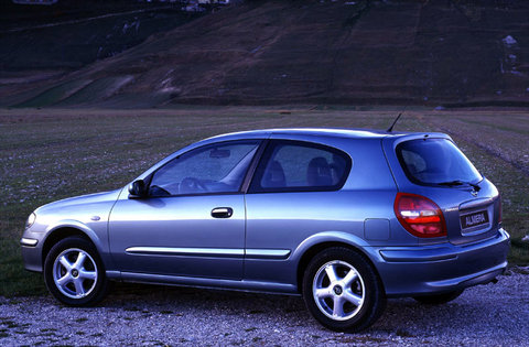 Nissan Almera